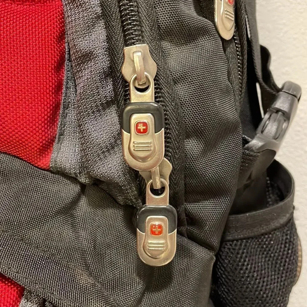 Swiss Gear Backpack - Picture 5 of 16